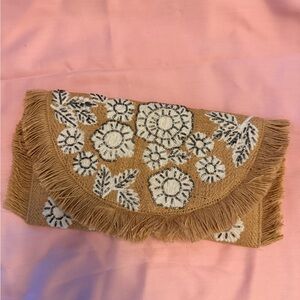 Lulu's Tan Floral Embroidered Clutch